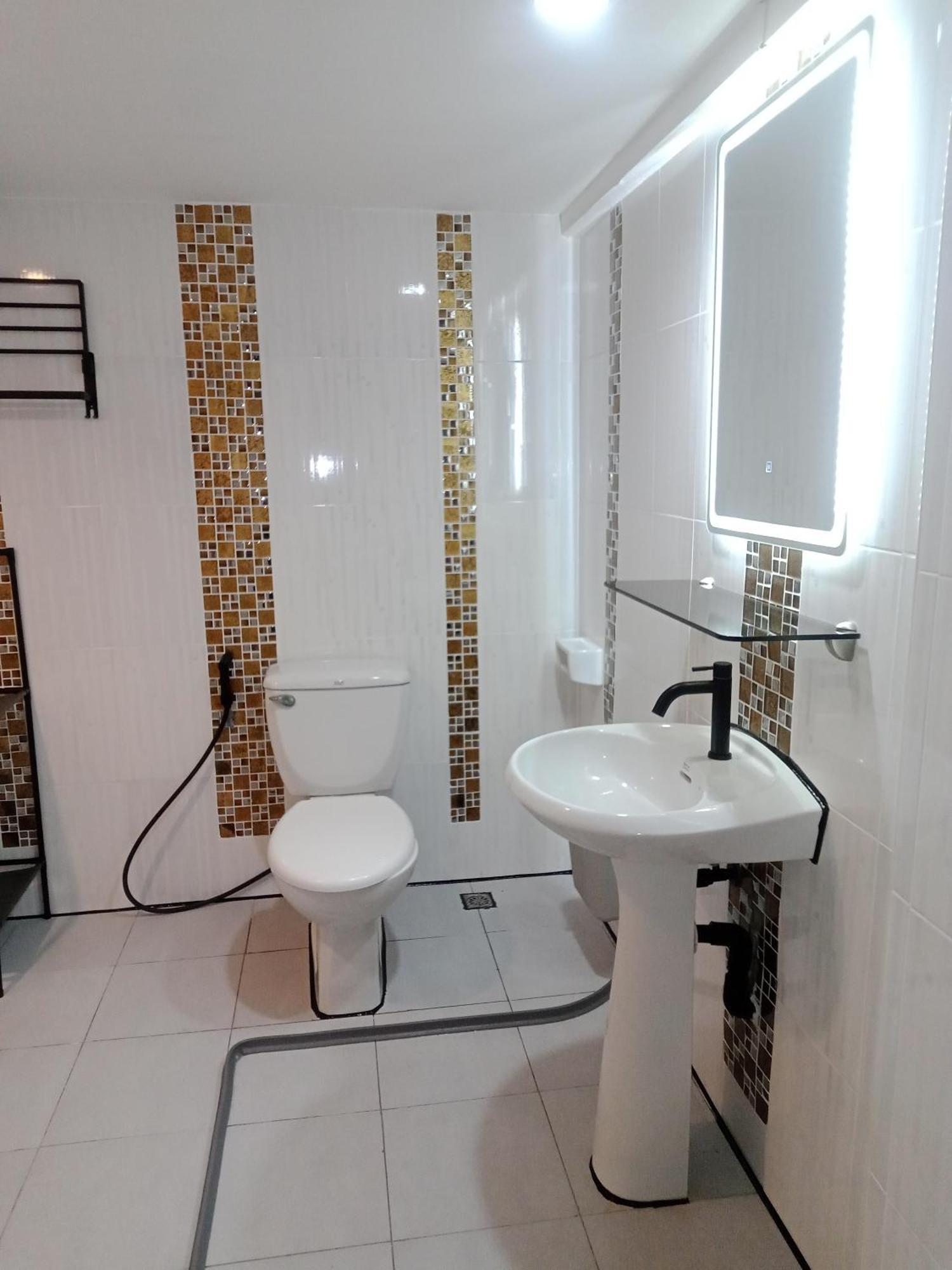 Karon Living Room Guesthouse & Cafe Bar מראה חיצוני תמונה